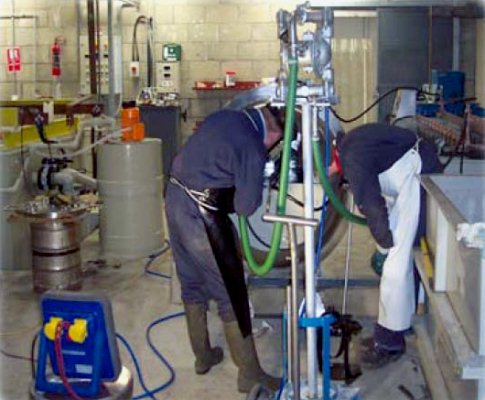 Internal processing of a pharmaceutical vessel